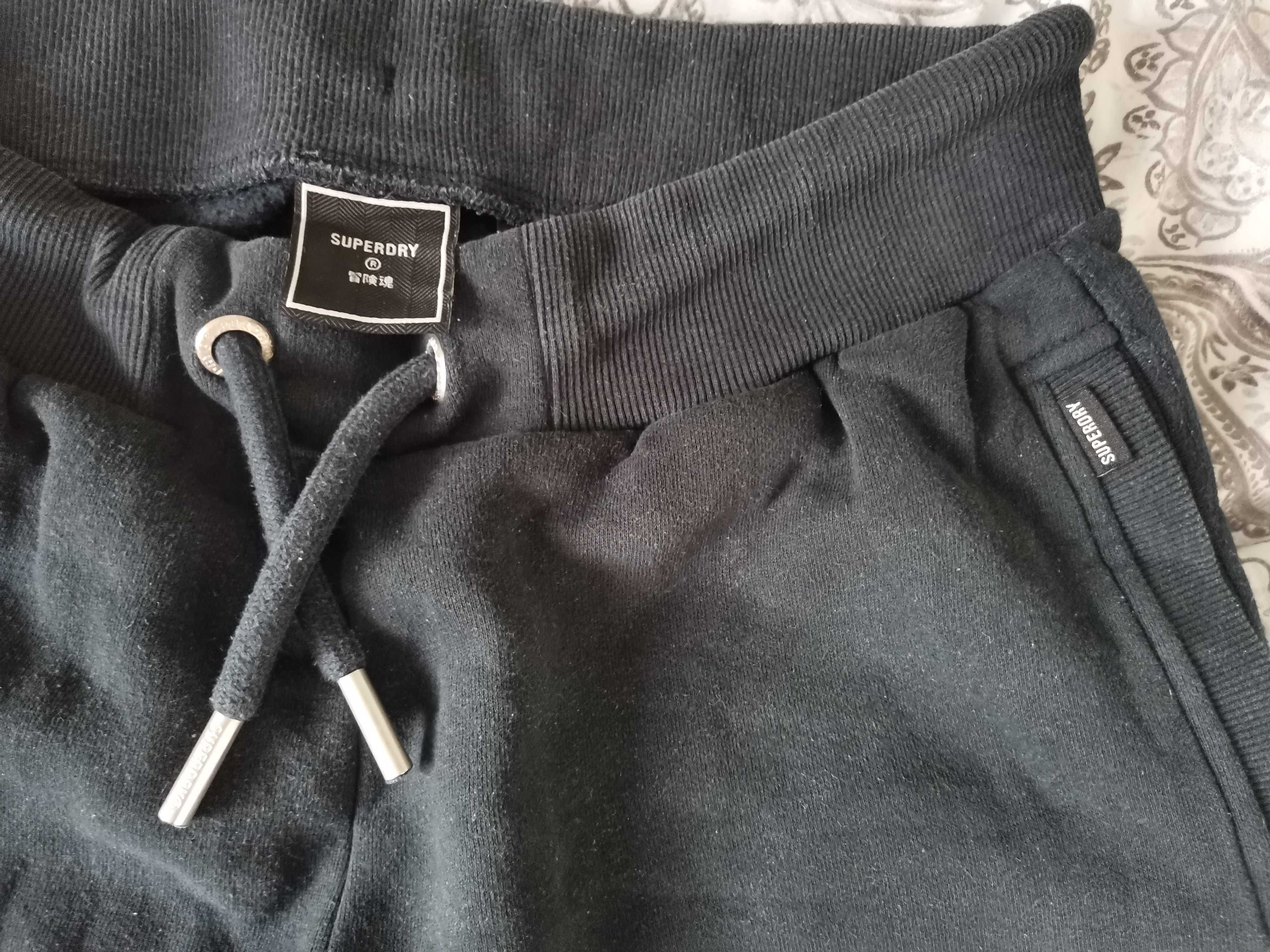 Мъжко, ватирано, спортно долнище Superdry