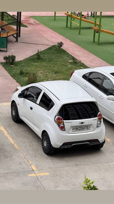 Mazza qilib minadigan moshina