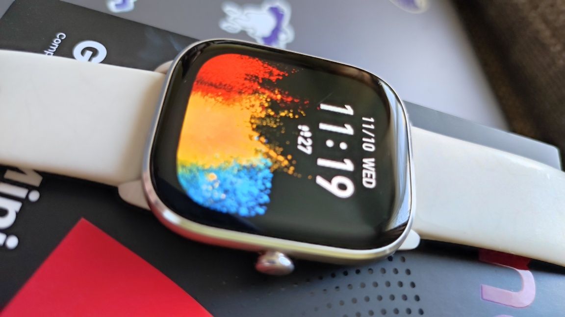 СмартСмарт-часы Amazfit GTS 4 Mini золотистый-бежевый