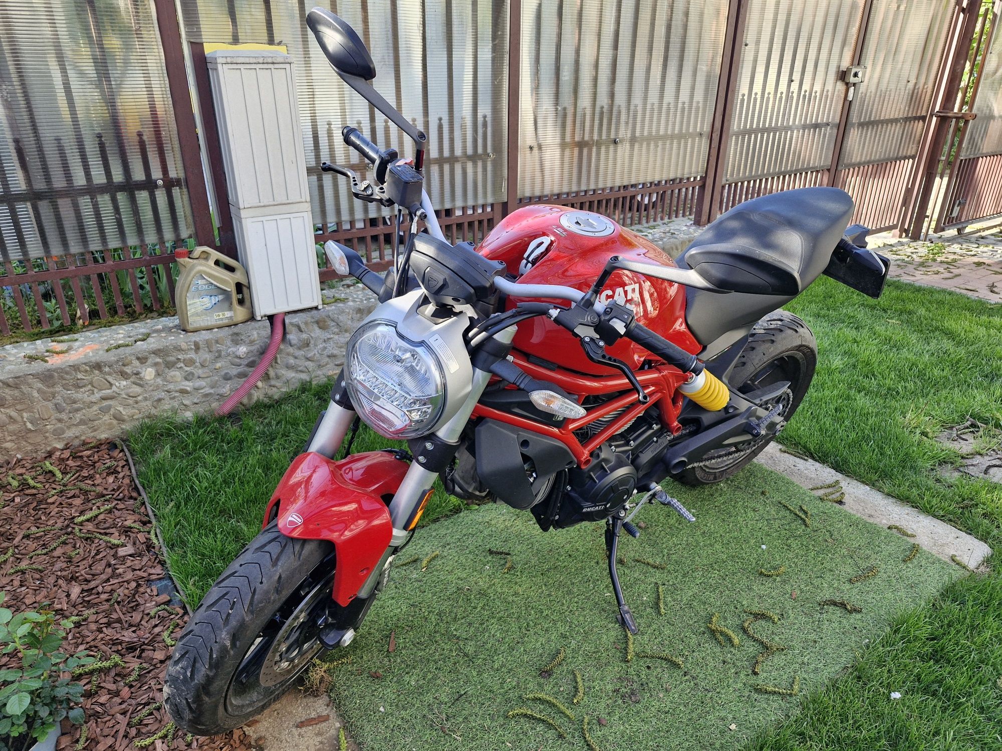 Ducati monster 797