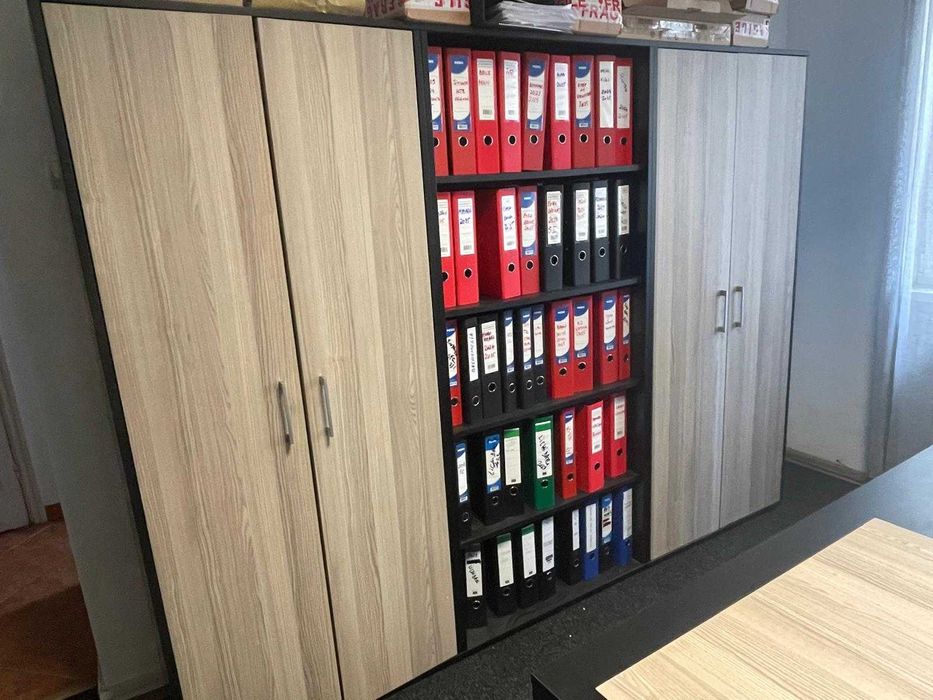 Vand mobila office