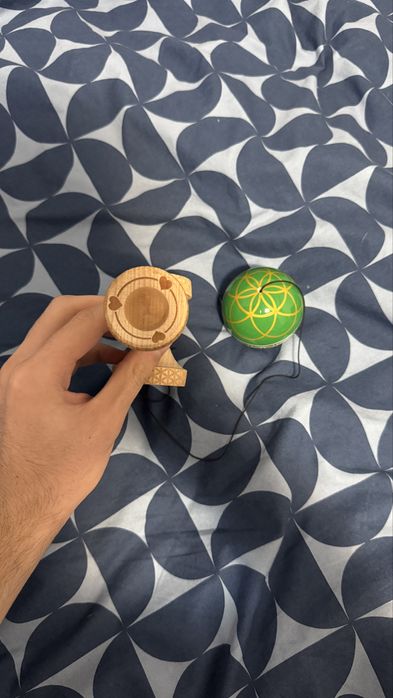 Kendama broken shape