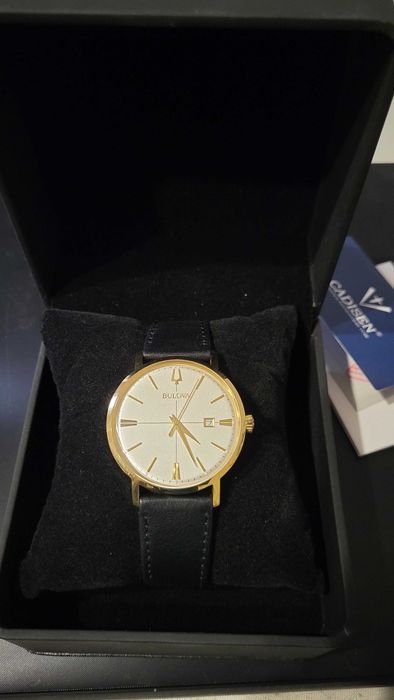 Продавам кварцов часовник Булова / Bulova Aerojet 97B172