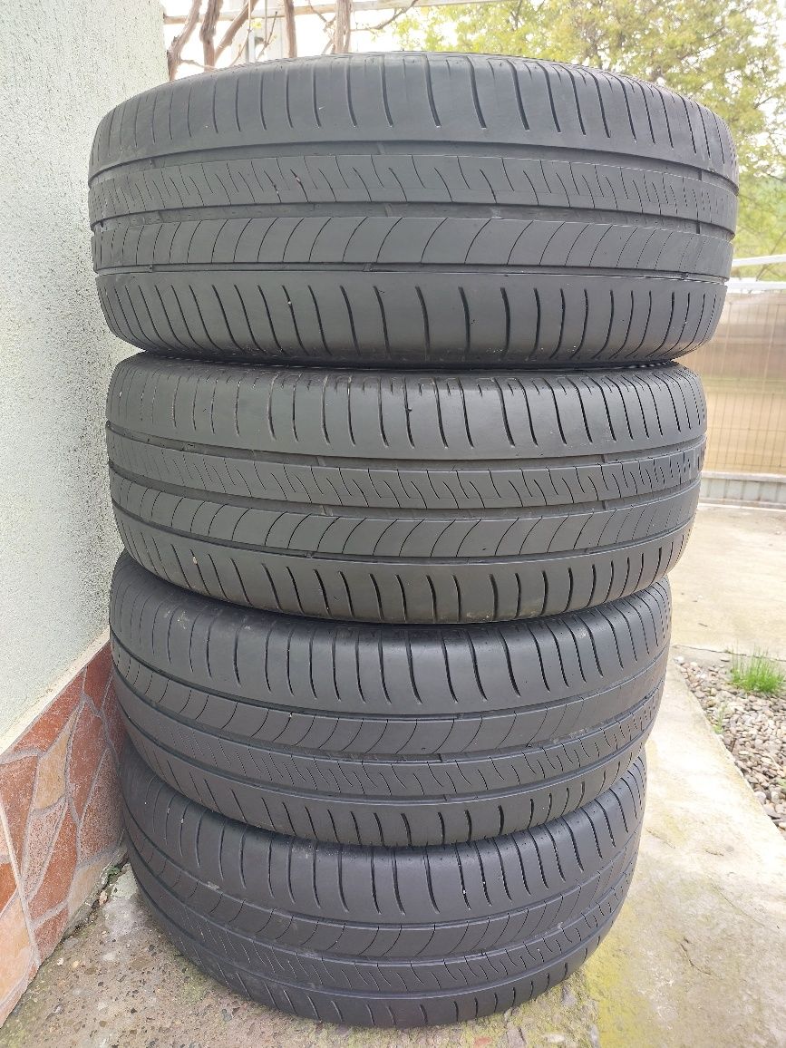 Cauciucuri vara Michelin 215-60-R16