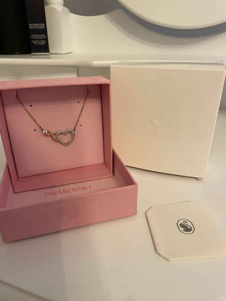 Lantisor Swarovski gold rose