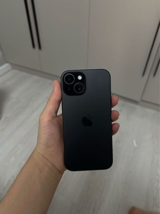 Айфон 15 с гарантий