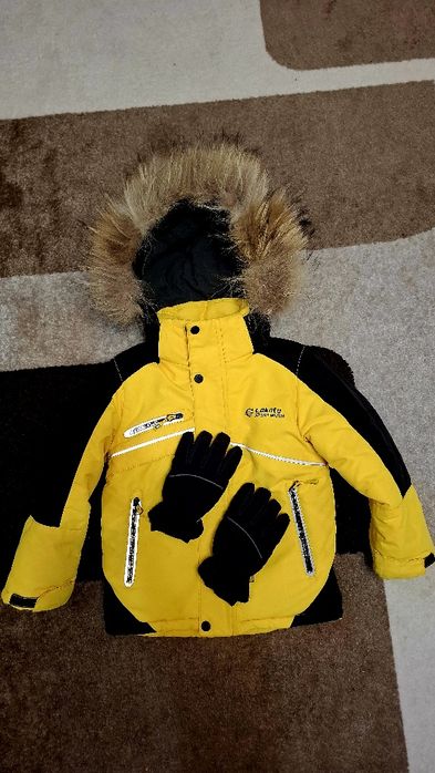 Продам зимнюю куртку для мальчика