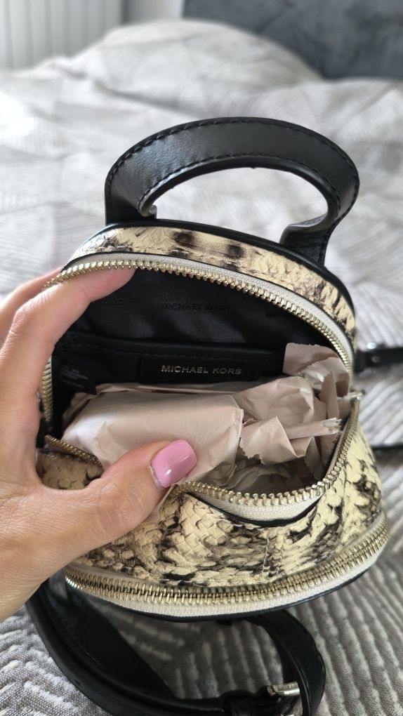 Нова раница Michael Kors