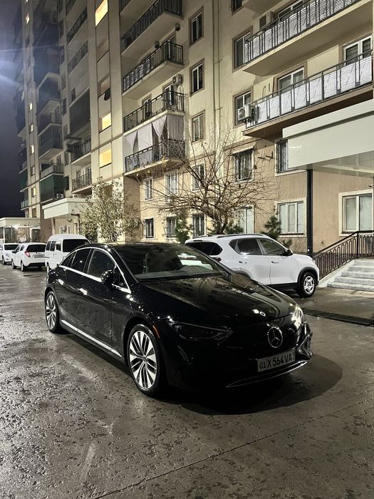 Mercedes benz EQE 500