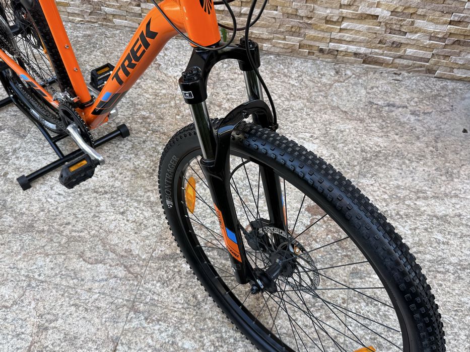 Trek Marlin 6 29 цола XL размер 3х8 скорости Altus