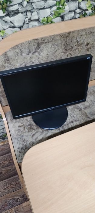 Монитор LG 75гц 20 дюймов