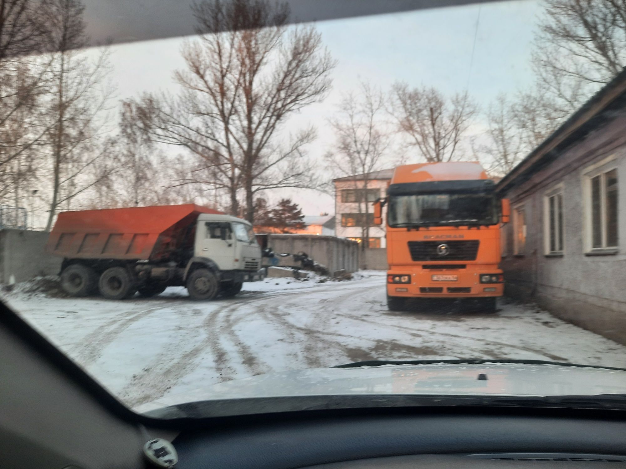 Шахман и китаец услуги Чернозем плодородный слой  вывоз мусора речной