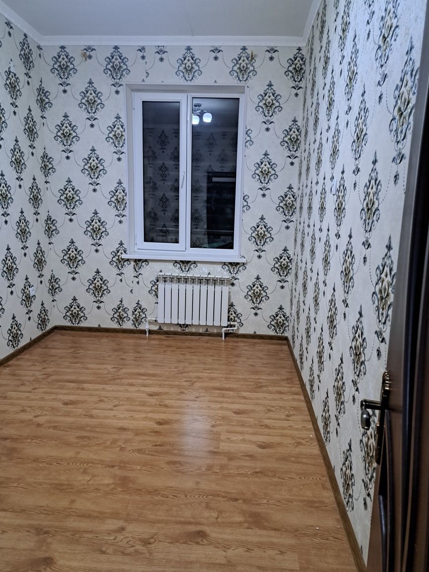 kvartira sotiladi yangi dom 2-qavatida narxini kelishamiz
