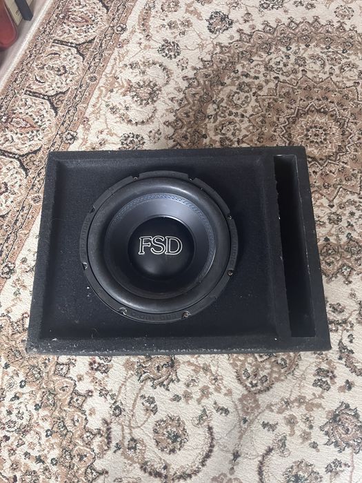 Сабвуфер для машины