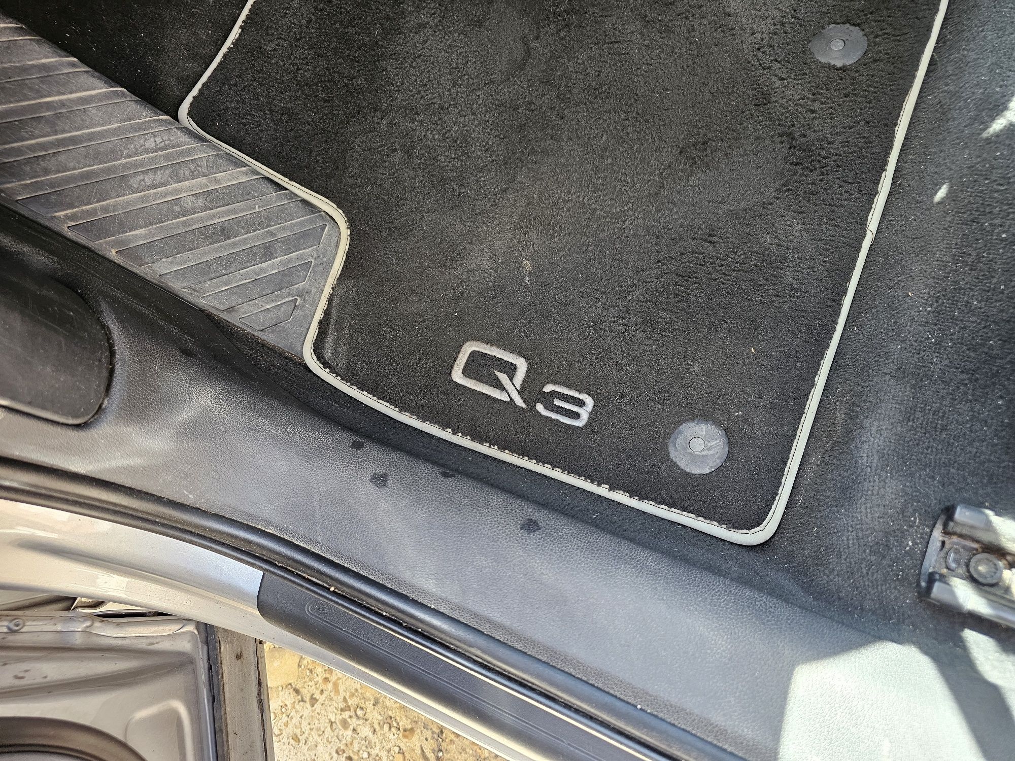 Продавам AUDI Q3 S-LINE 2016г