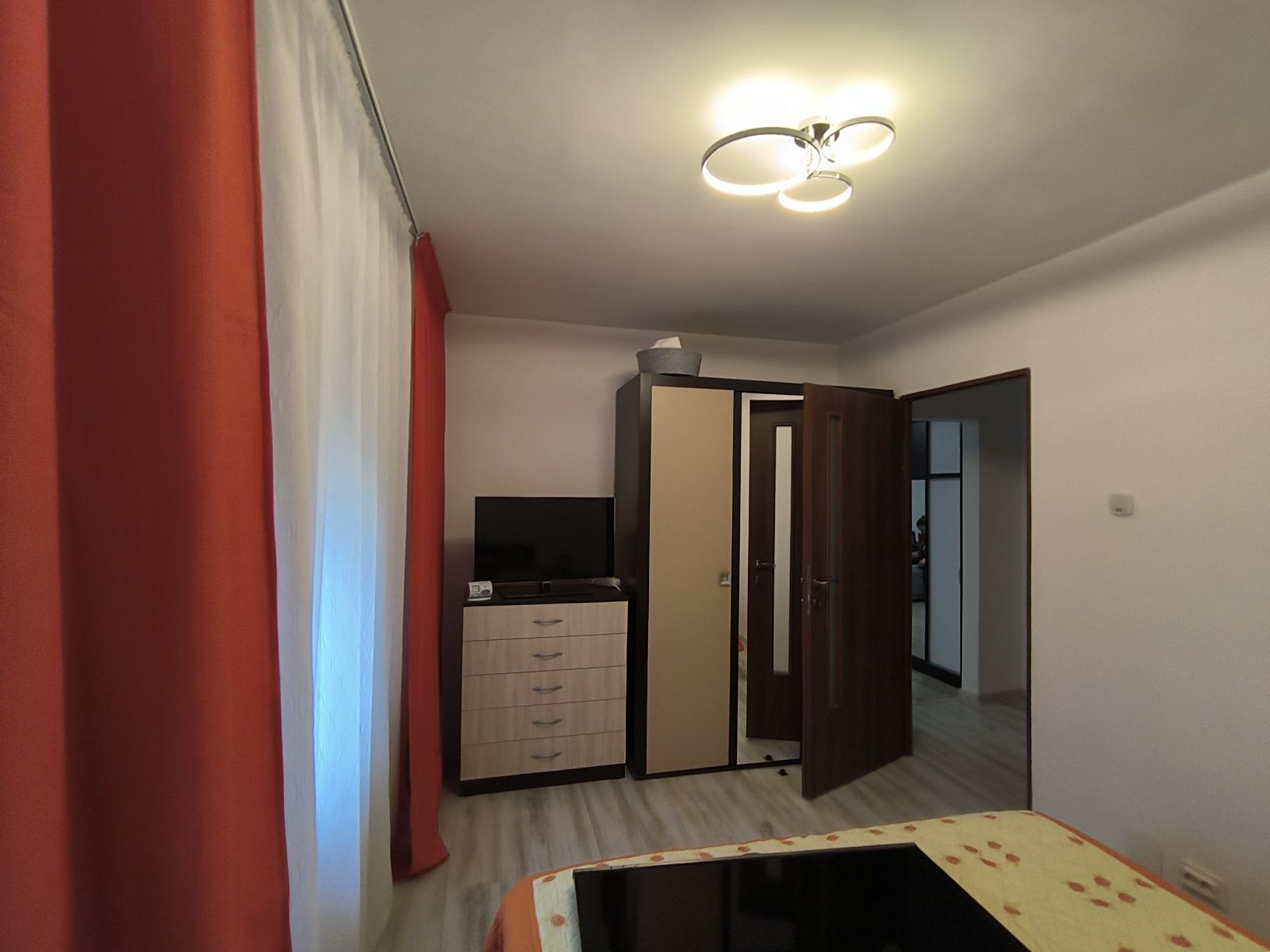 Apart. 2 camere, Slatina 80.000€ negociabil.