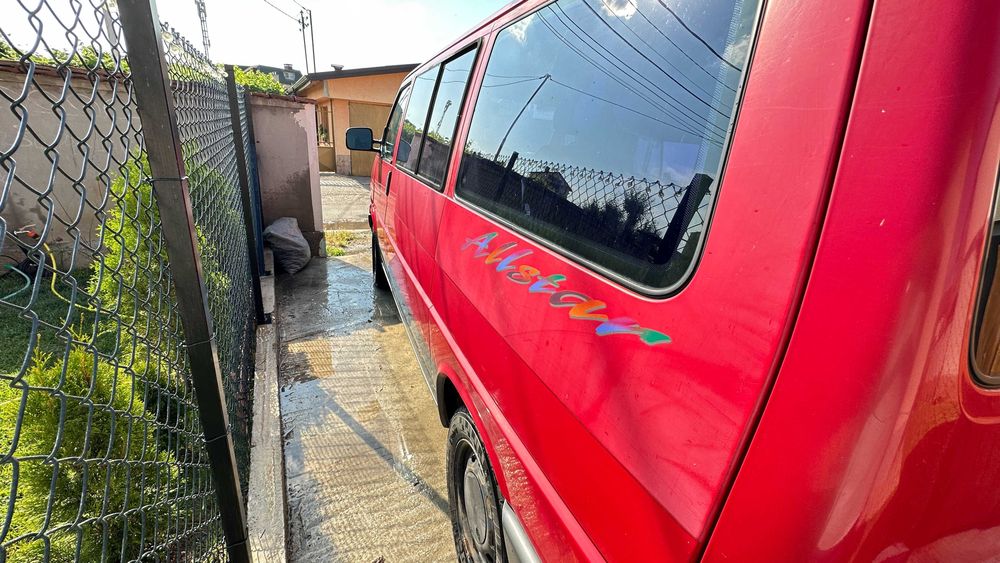 VW T4 Caravelle 2.4 бензин/ газ