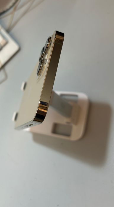 Telefon iPhone 13 Pro Max,Gold, 128GB,baterie 83%,liber in orice retea