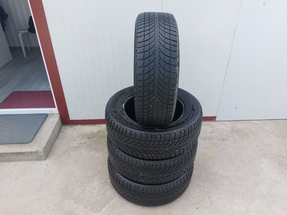 100 lei bucata! Set anvelope M+S/IARNA 235 60 17 Michelin