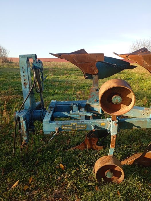 Plug reversibil overum