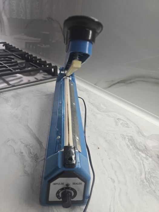 Запайщик для пакетов . Пакет ёпиштириш учун ускуна