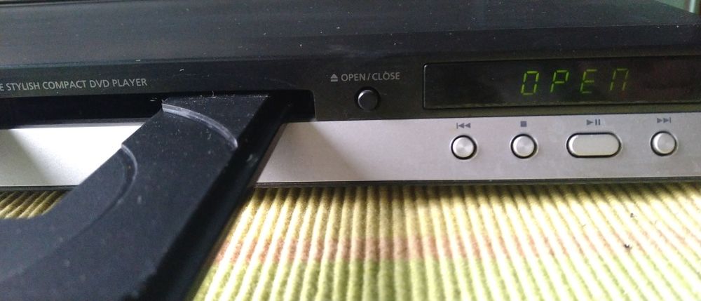 DVD плейър Самсунг P171