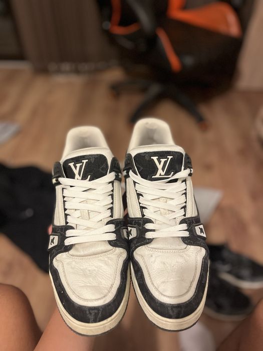 Louis Vuitton Sneakers