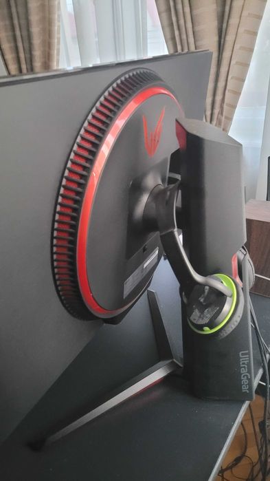 Monitor lg gp750-b 240hz