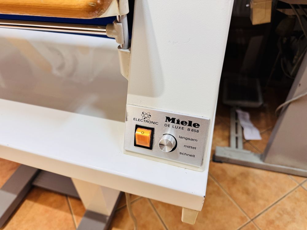 Calandru de calcat  lenjeri Miele Pfaff Siemens