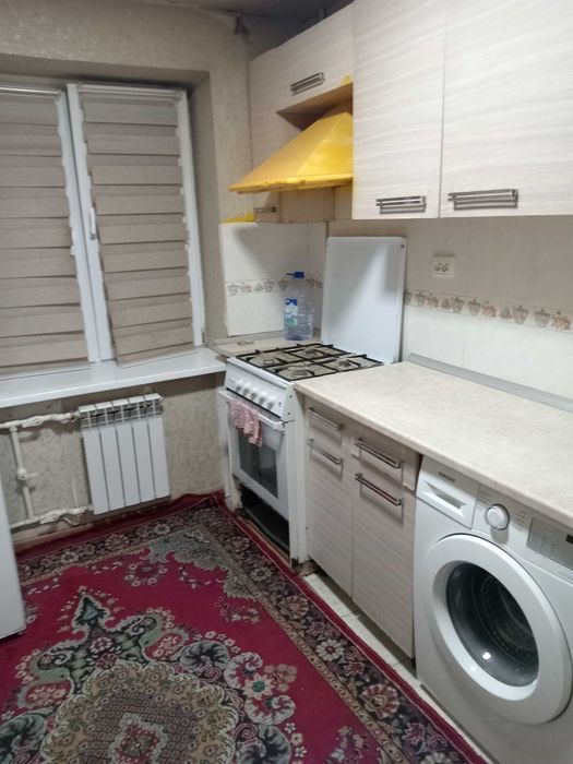 Sheriklikka bollarga kvartira 1 kishi kerak.