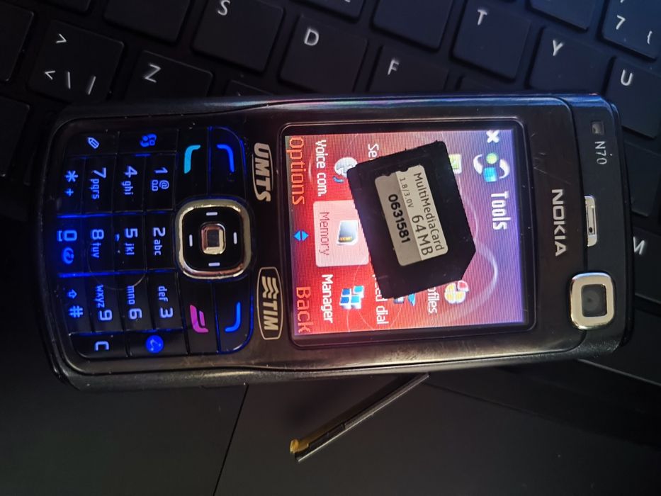 Nokia N70 original + baterie NOUA + card 64mb