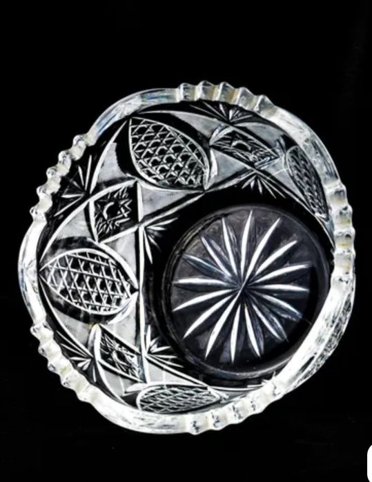 Хрустальные вазы СССР.  В отличном состоянии  без сколов  и замечаний.