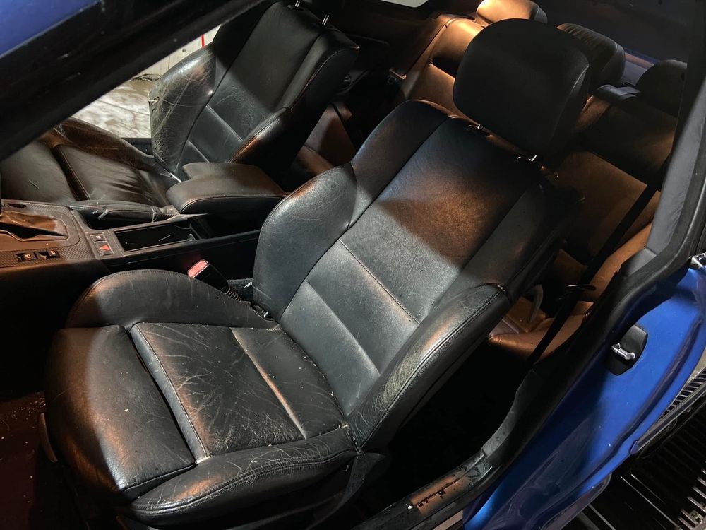 Dezmembrez BMW 330ci M-Tech 2,Recaro incalzit,Harman Kardon