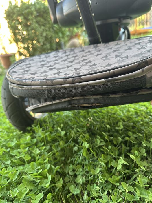 BYOX Триколка JOCKEY сиви звезди