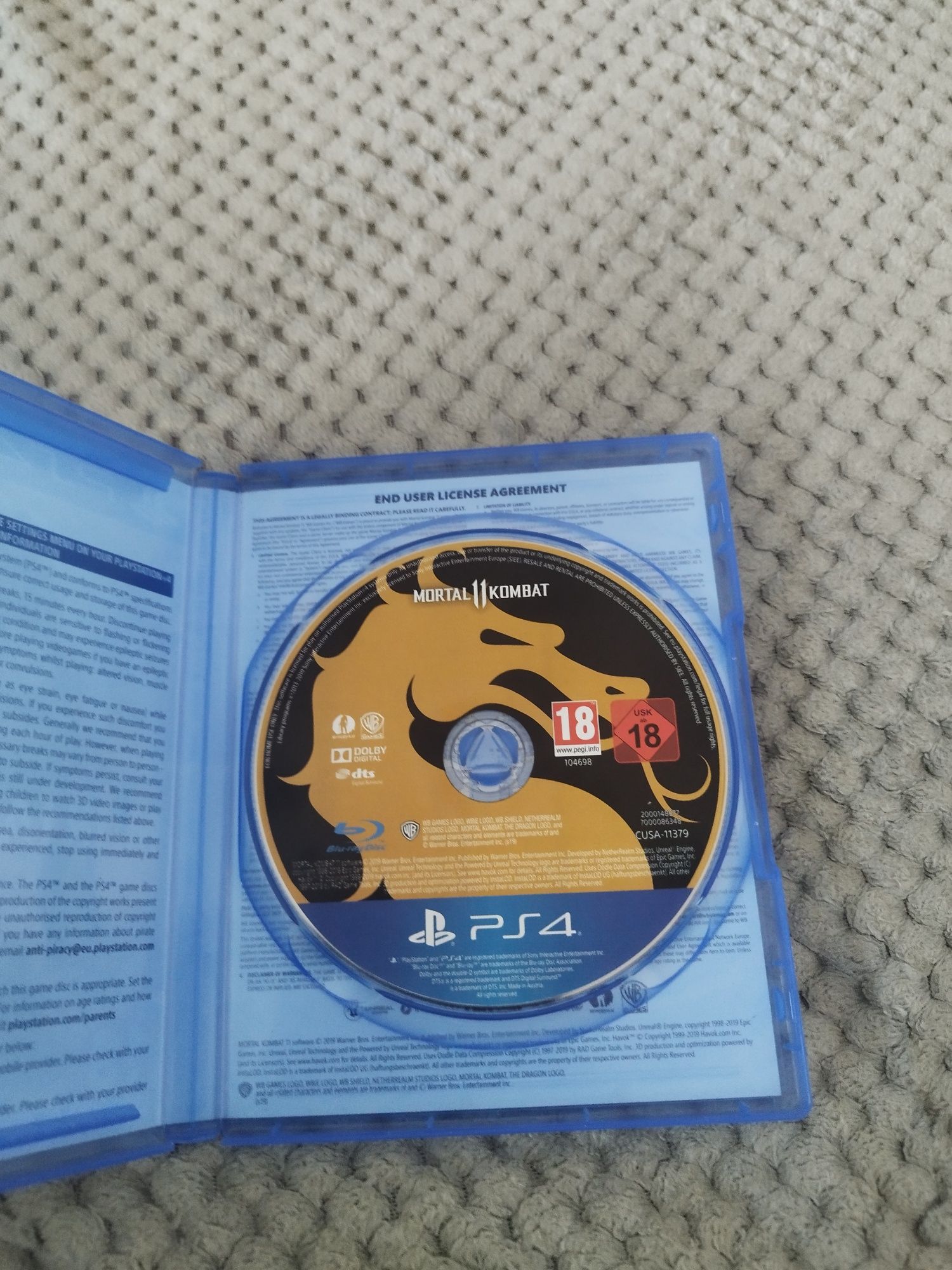 Продавам игра за ps4 Mortal kombat 11