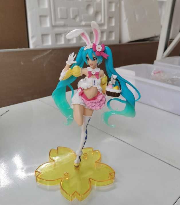 Figurina Hatsune Miku Spring Easter Bunny Ears 18 cm anime