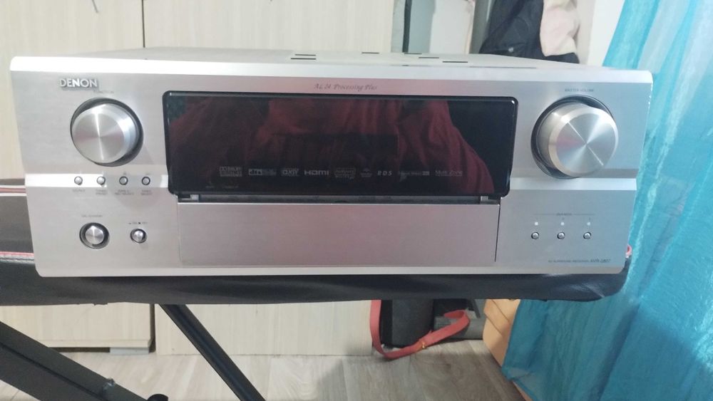 Vând Receiver av Denon avr 2807 .Made în Japan