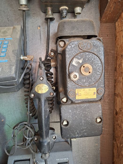 Telefon vechi industrial.