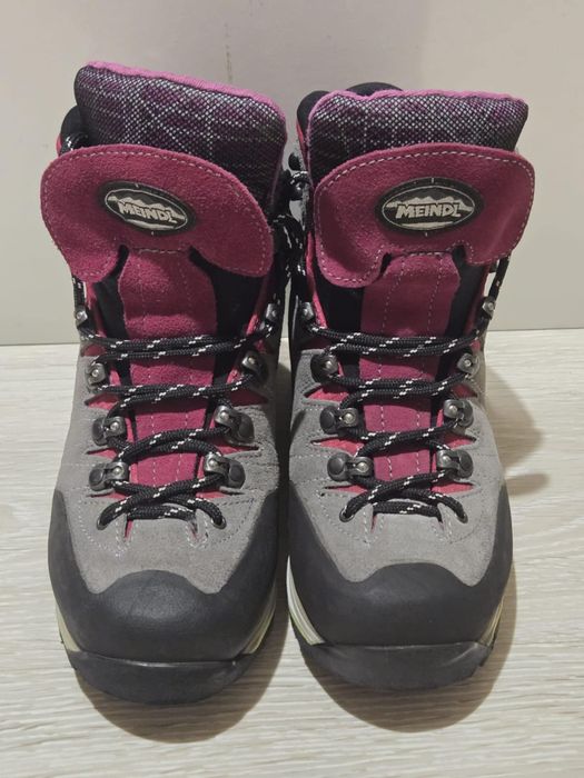 Ghete dama drumeție Meindl Air Revolution 4.1   39 ii