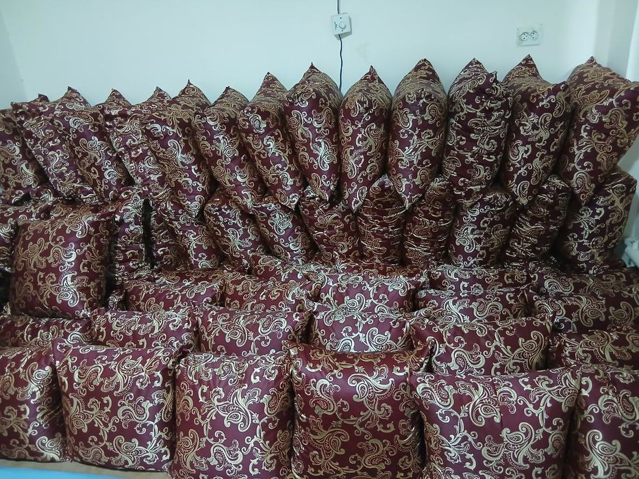 Yostiq tikib sotamiz