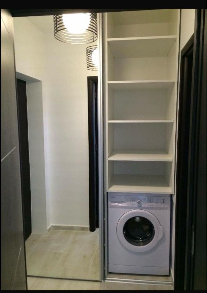 Proprietar vand garsoniera lux