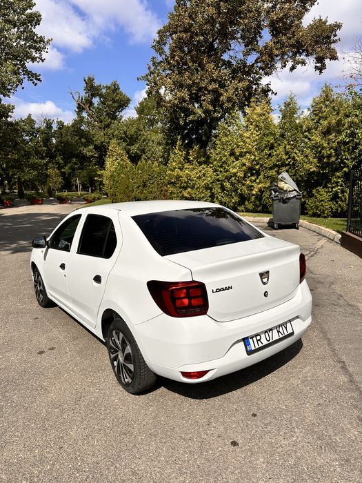 Vand dacia logan 2018 benzina + gaz
