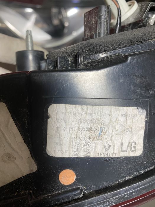 Stop stanga pe haion bec si led Renault Talisman sedan