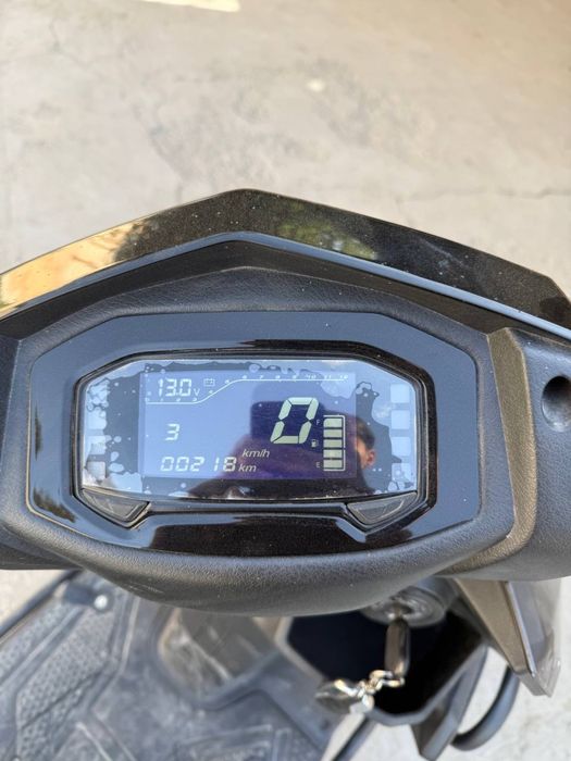 Skuter samuray sotiladi 2025 yil 208 km yurgan