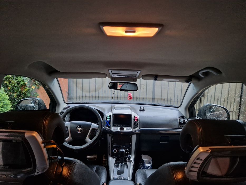 Vând Chevrolet captiva