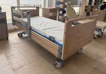 Închiriez pat medical electric Stiegelmeyer Libra