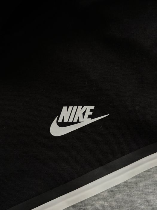 Nike Tech Fleece горнище