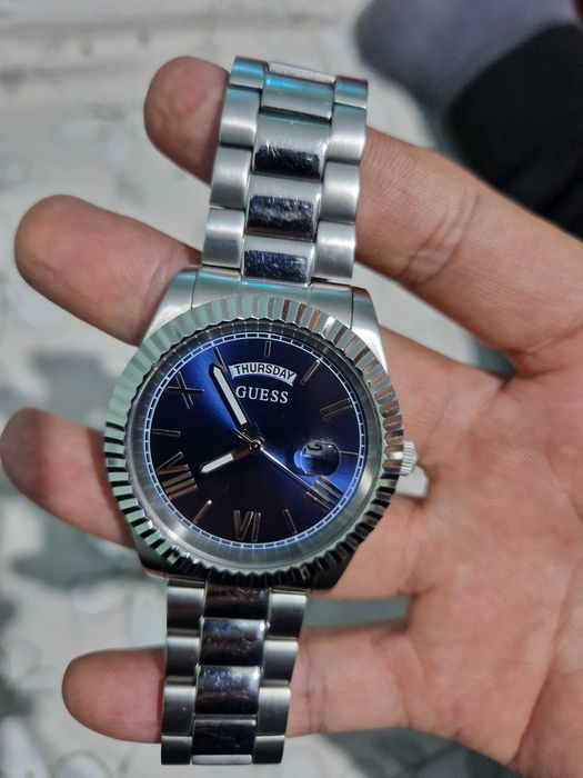 Ручной часы Guess