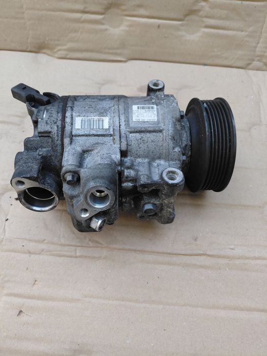 Compresor AC  Audi a4 b8 2.0 tdi caga