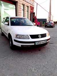 Volkswagen passat авто машина